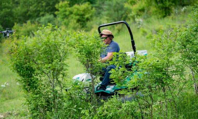 Orec 4WD Brush Rover