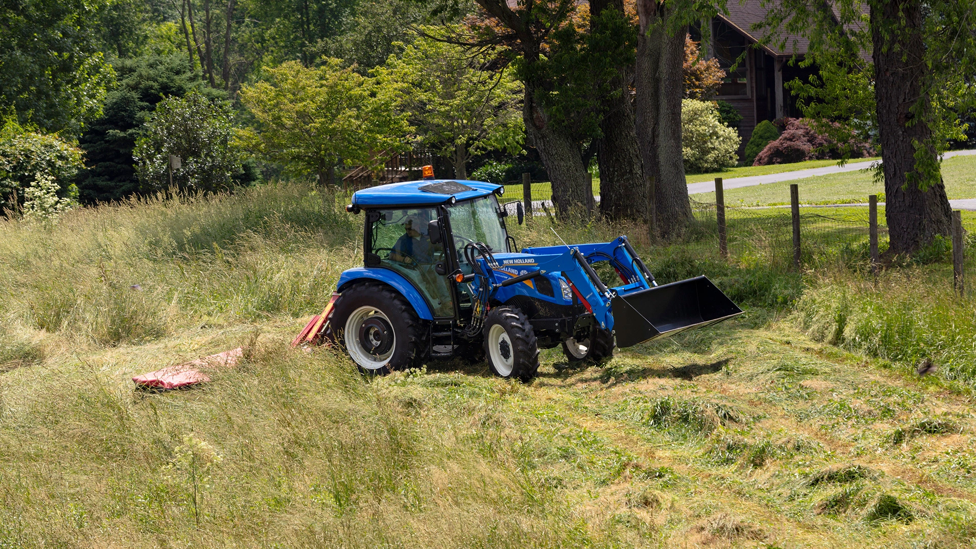 New Holland WORKMASTER™ Utility 55 – 75 Series