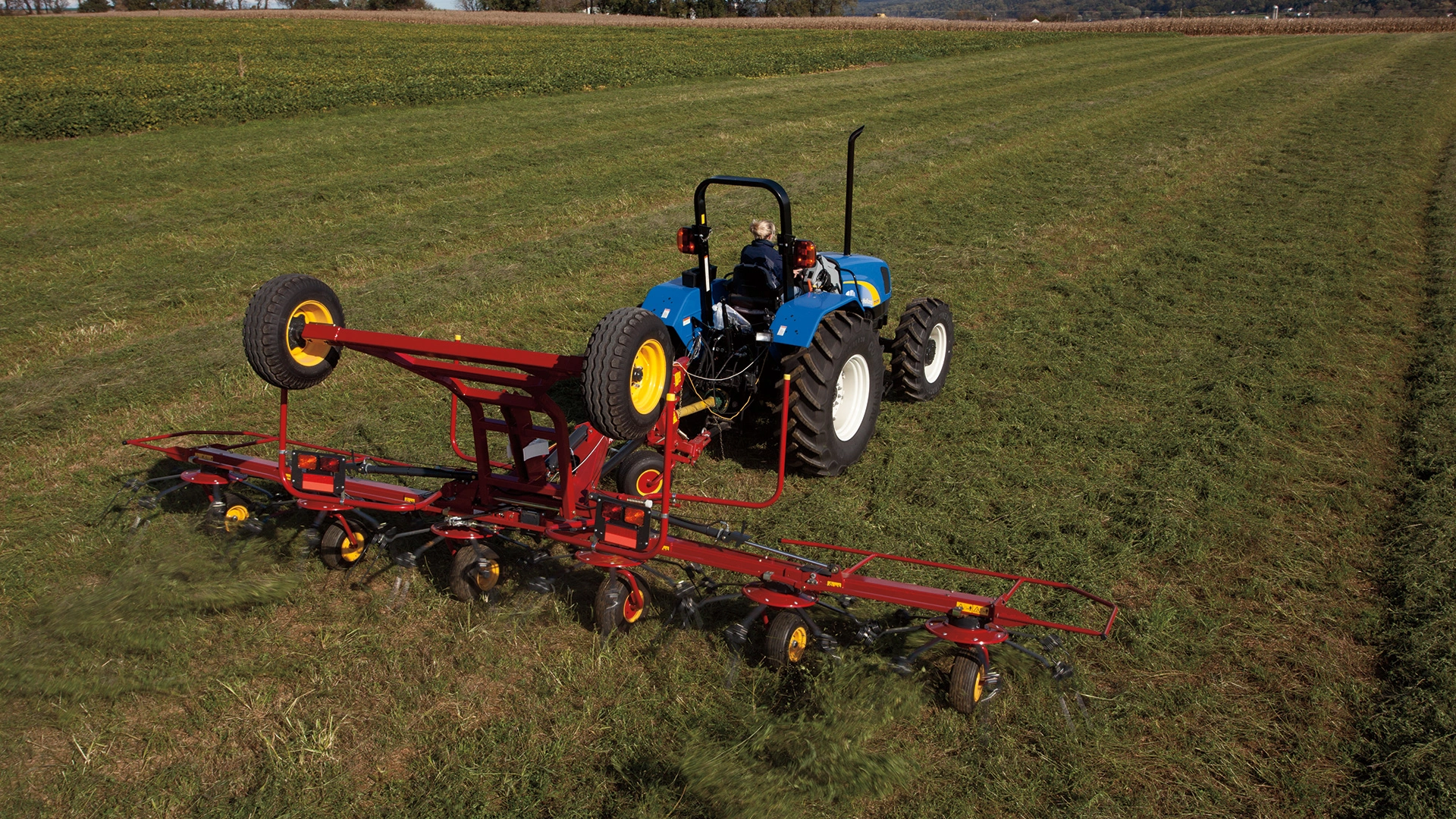 New Holland ProTed™ Rotary Tedders