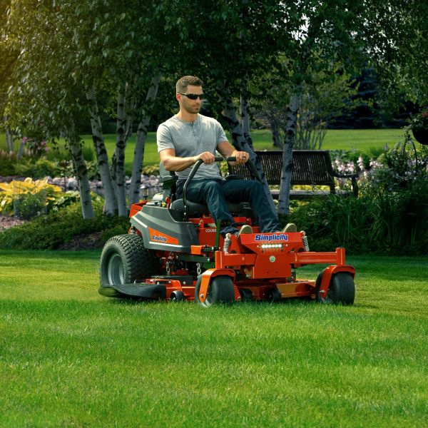 Simplicity Courier™ XT Zero Turn Mower