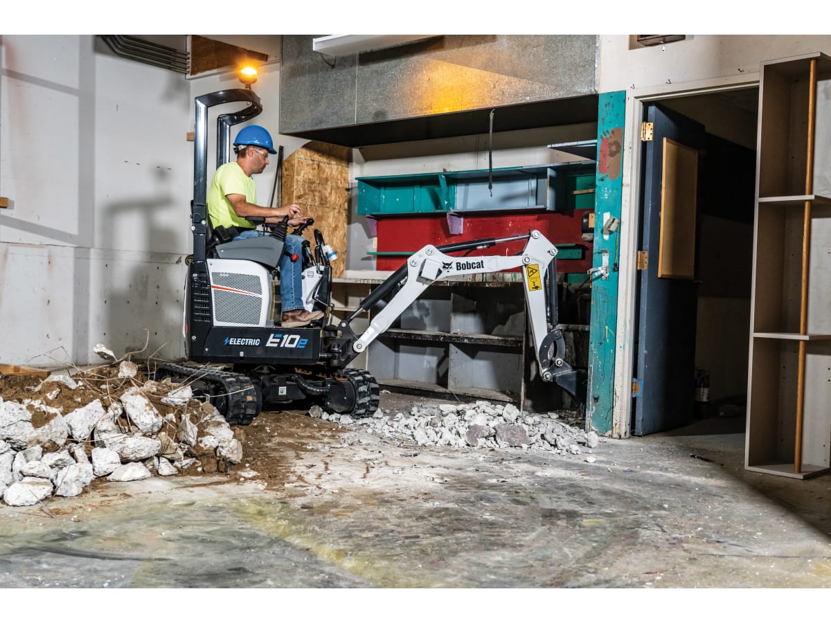Bob Cat E10e Battery-Electric Compact Excavator