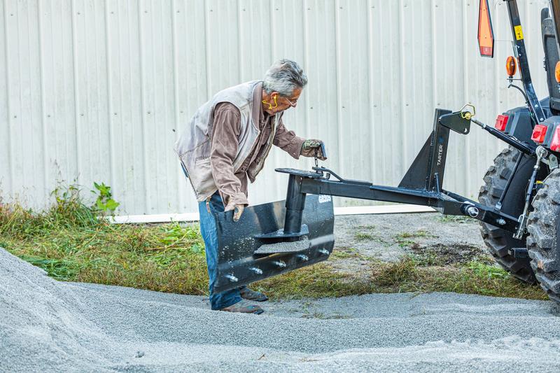 Tarter 200 Series 5 ft. Rear Grader Blade