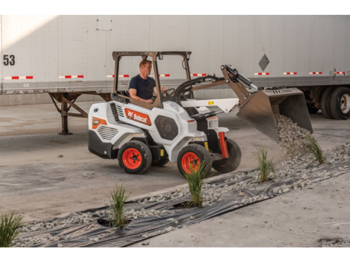 Bob Cat L23 Small Articulated Loader