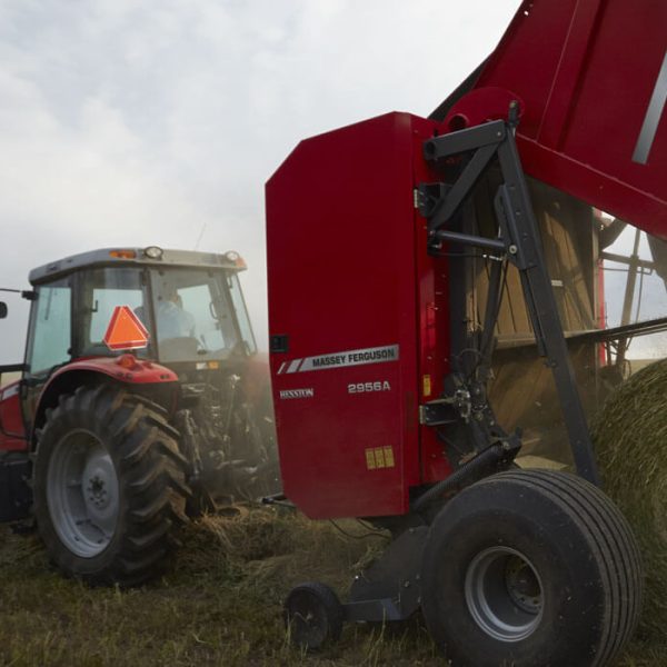 Massey Ferguson 2946