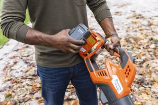 Husqvarna Leaf Blaster 350iB (tool only)