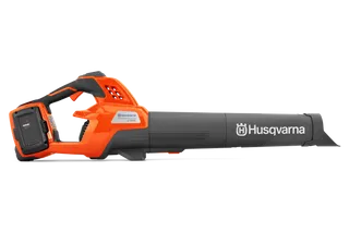 Husqvarna 230iB (battery and charger included)