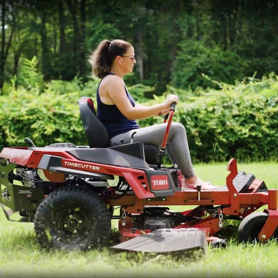 Toro 54 in. (137 cm) TimeCutter® Max Havoc™ MyRide® Zero Turn Mower (77507)