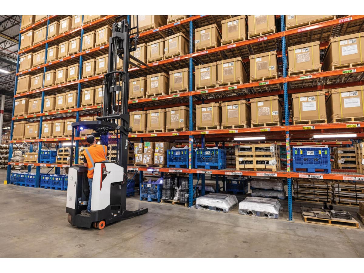 Bob Cat BR18SP-7 Plus | BR20SP-7 Plus Electric Narrow Aisle Pantograph Reach Trucks