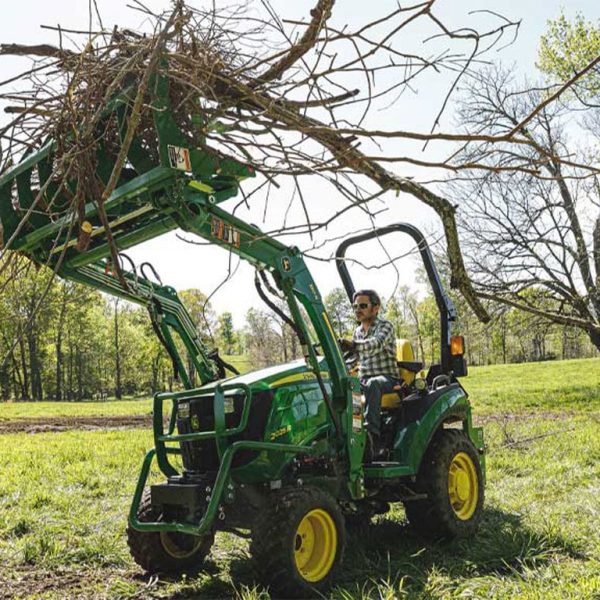 John Deere 2025R Compact Tractor