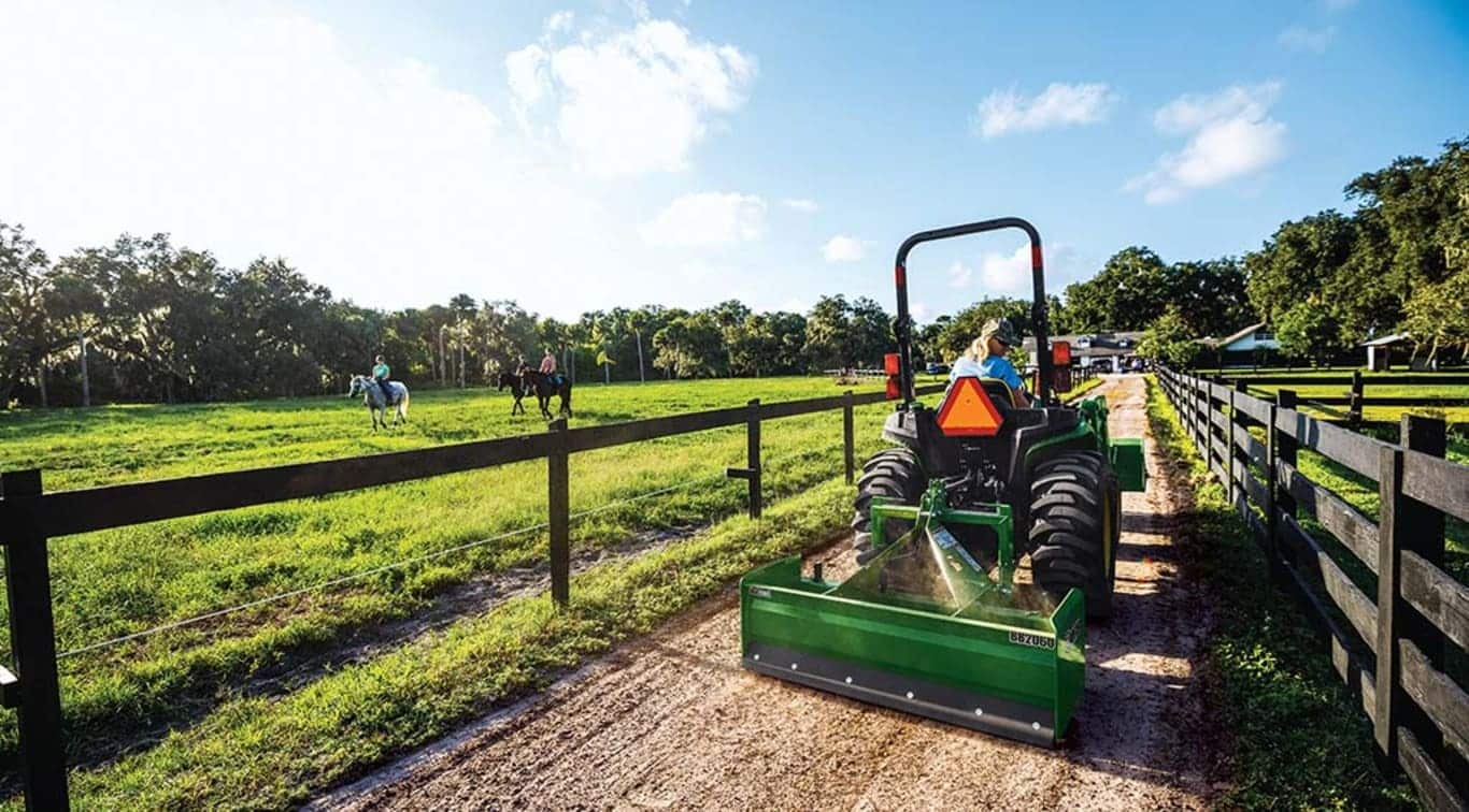 John Deere 3025E Compact Utility Tractor