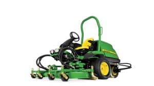 John Deere 7400A TerrainCut™ Trim & Surrounds Mower