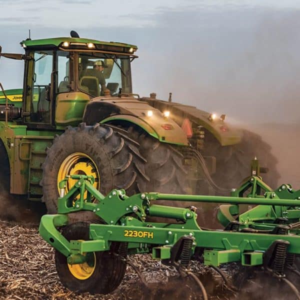 John Deere 9R 590 Tractor