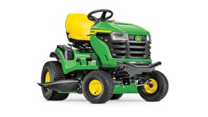 John Deere S130 Lawn Tractor