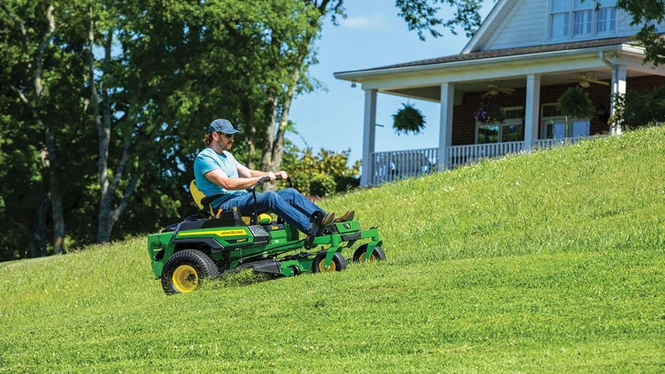 John Deere Z330R ZTrak™ Mower with 48-in. Deck