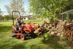 KIOTI CS2210 21 HP Sub-Compact Tractor