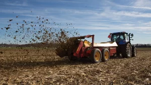 New Holland Box Spreaders