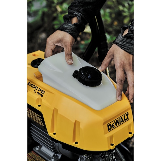 DEWALT 2400 PSI 1.1 GPM Electric Pressure Washer