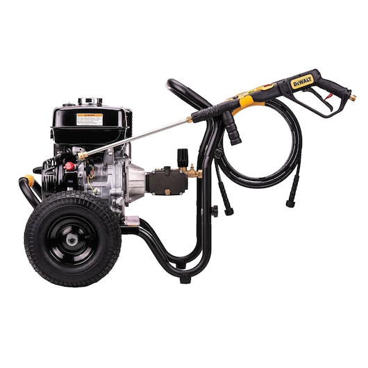 DEWALT Cold Water Gas Pressure Washer Powered by Honda® With Triplex Pump (4000 PSI at 3.5 GPM)