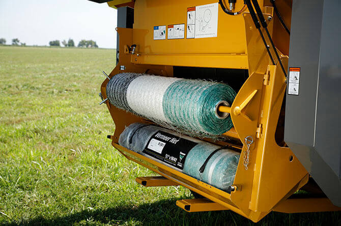 Vermeer 604 Pro G3 Baler