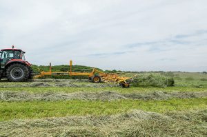 Vermeer TE3310 Tedder