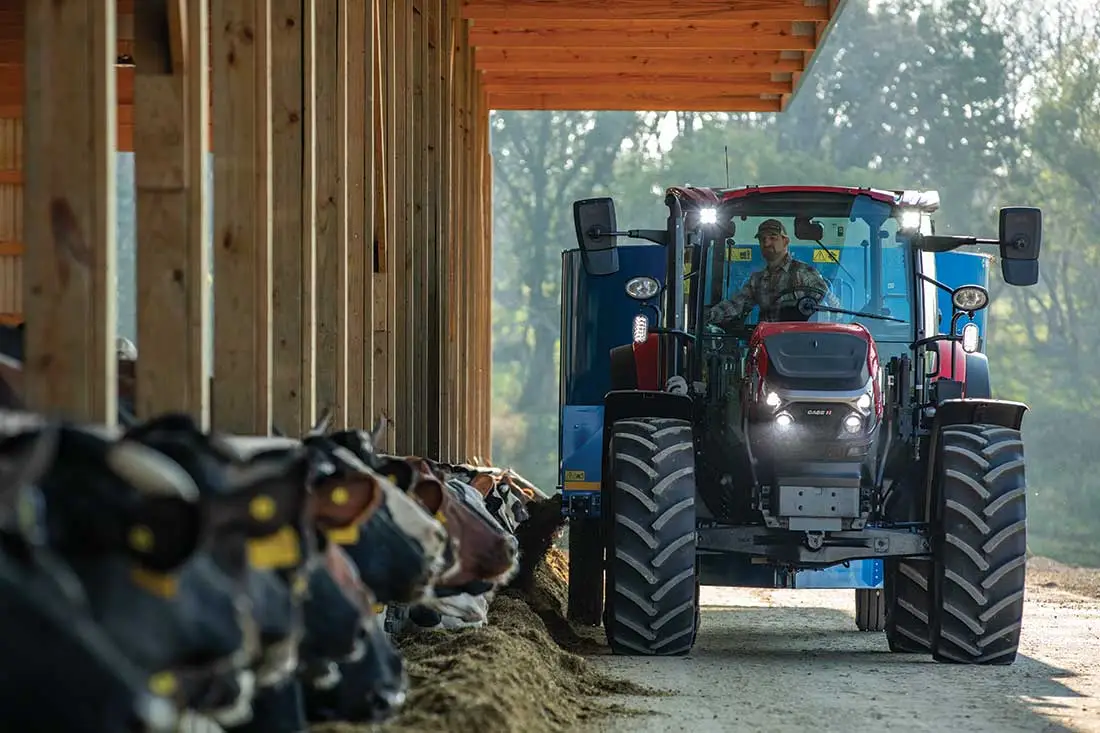 Case IH Farmall Utility 100C