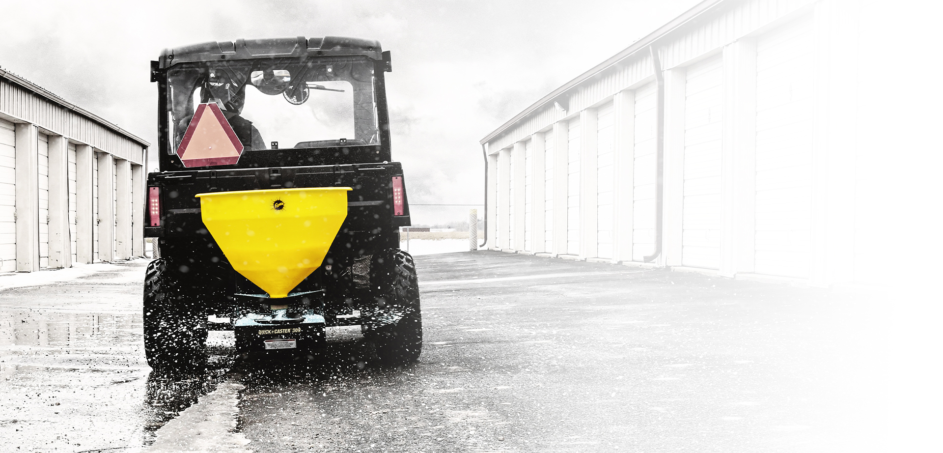 Fisher QUICK-CASTER™ 300 & 300G TAILGATE BROADCAST SPREADER