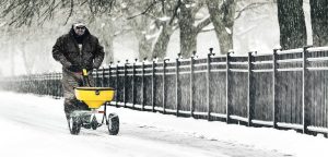 Fisher WB-160D &WB-100B WALK-BEHIND SPREADERS Fisher WB-160D &WB-100B WALK-BEHIND SPREADERS