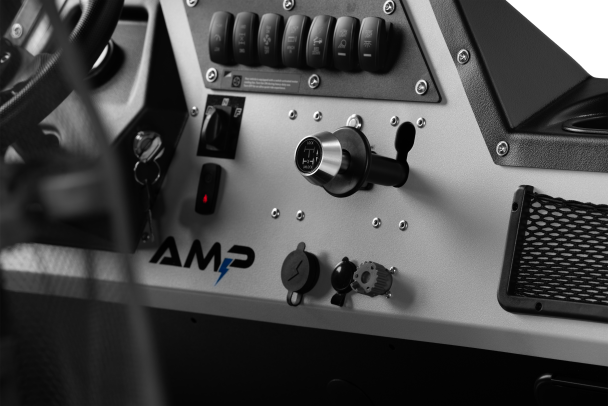 Landmaster AMP Crew Cab 2026