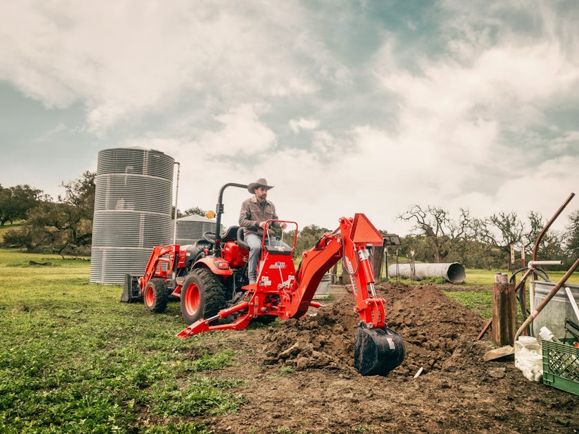 KIOTI CX2510 Compact Tractor
