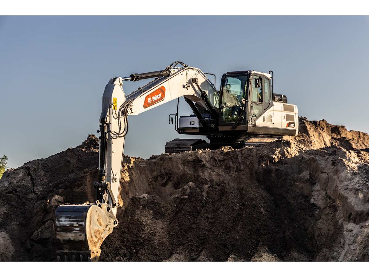 Bob Cat E220 Large Excavator