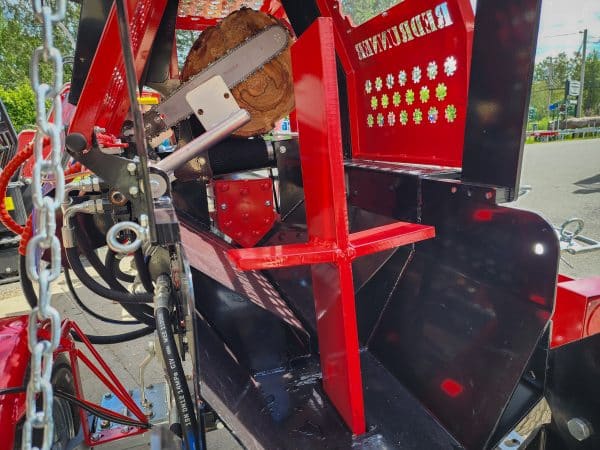 Vallee Forestry Equipment RED RUNNER DELUXE