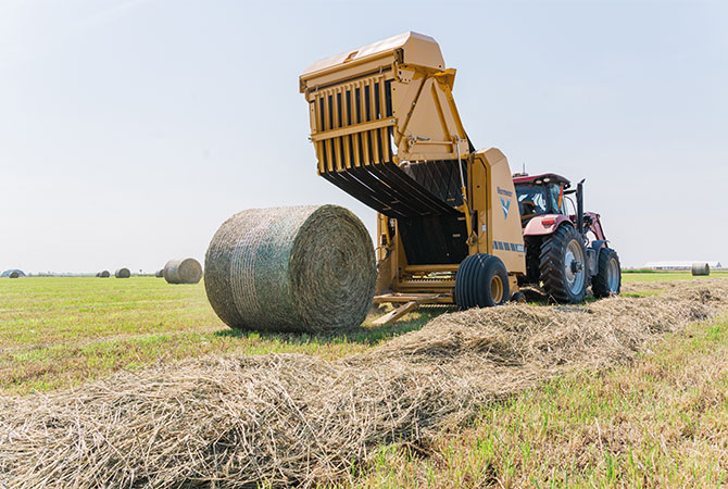 Vermeer 605S Rancher Baler