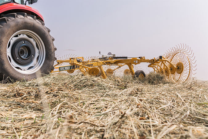 Vermeer VRC1022 Carted Wheel Rake