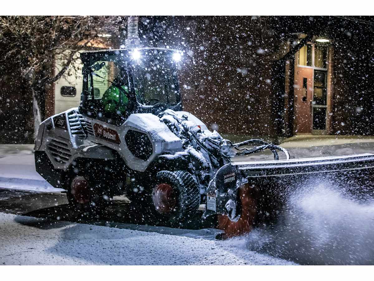 Bob Cat L35 Small Articulated Loader