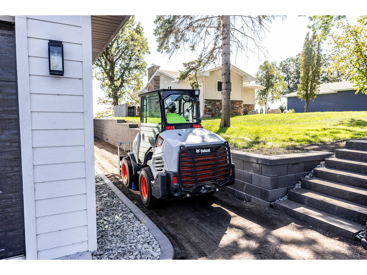 Bob Cat L35 Small Articulated Loader