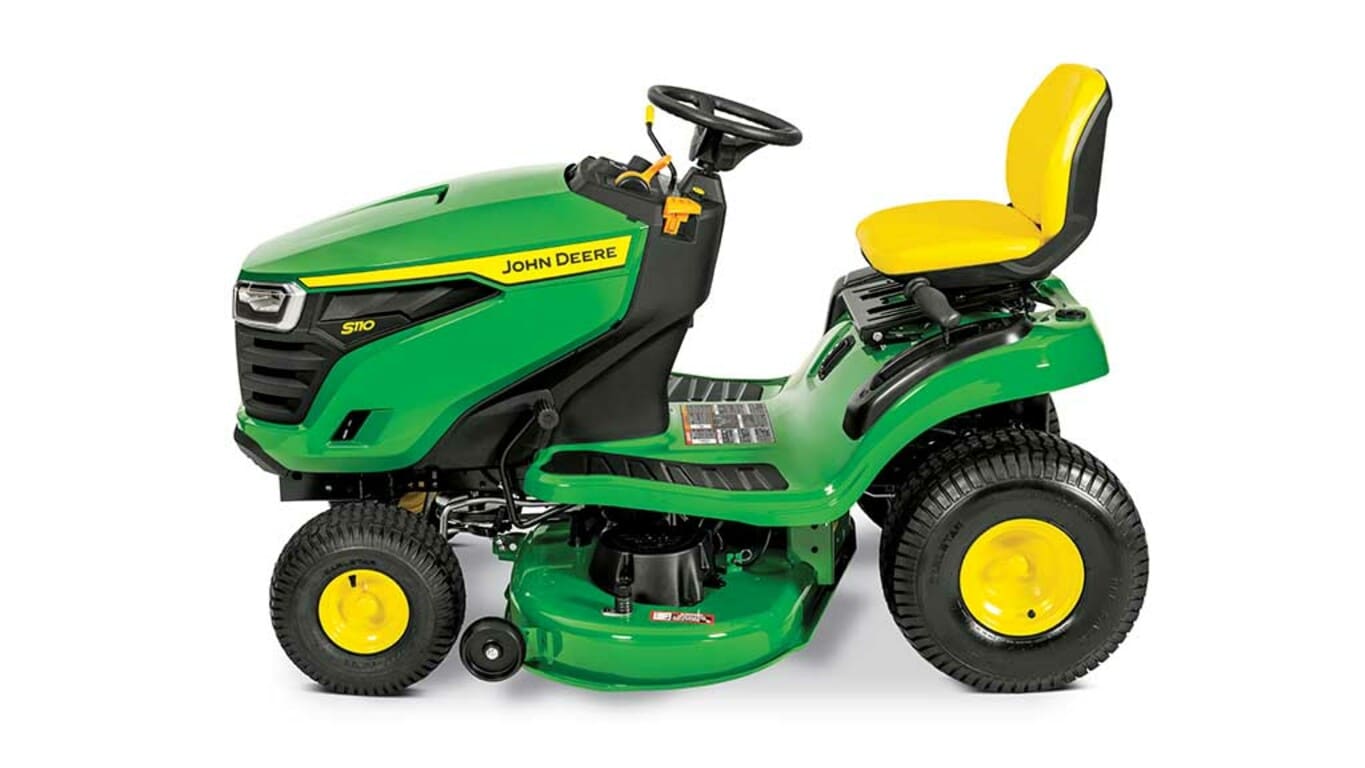John Deere S110 Lawn Tractor