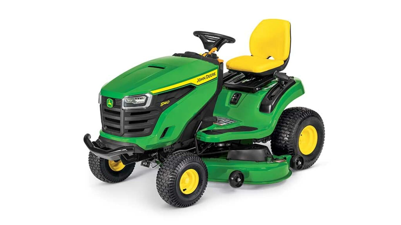 John Deere S140 Lawn Tractor