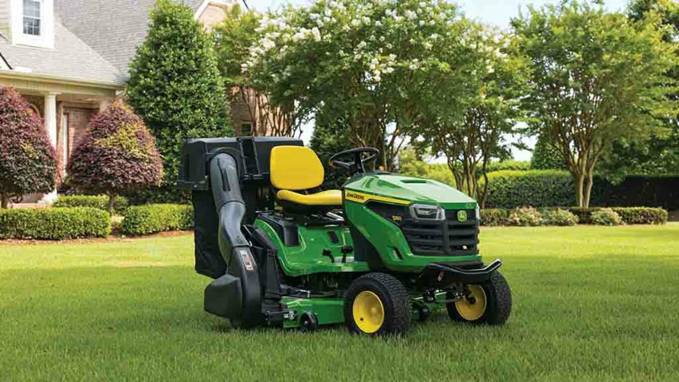 John Deere S180 Lawn Tractor