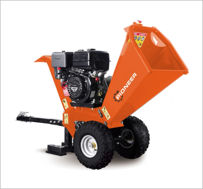 Pioneer Power Equipment 4" CAPABLE CHIPPER/SHREDDER