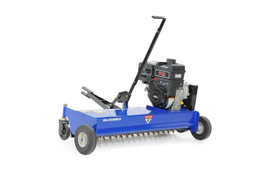 Bluebird 38 in. BlueBird Towable Comber Briggs & Stratton engine 5.5 hp D110