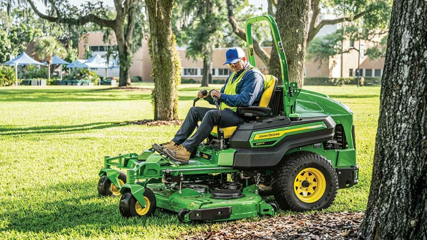 John Deere Z997R Diesel ZTrak™ Zero-Turn Mower