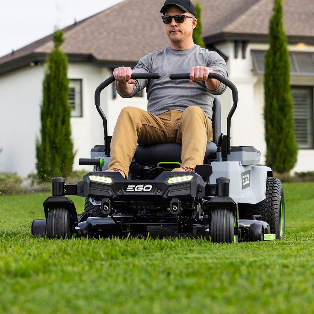 EGO POWER+ 42" Z6 Zero Turn Riding Mower (Six 6.0Ah Batteries)