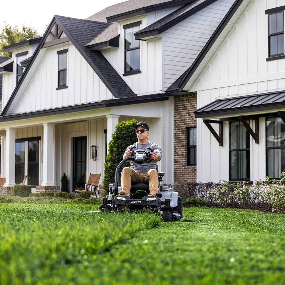 EGO POWER+ 42" Z6 Zero Turn Mower with e-STEER™ Technology (Two 10.0Ah and Four 6.0Ah Batteries)