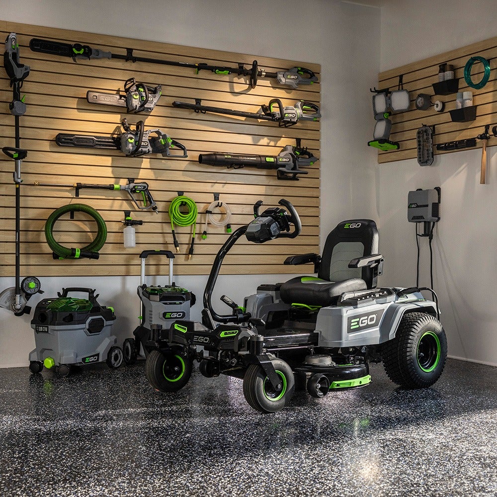 EGO POWER+ 42" Z6 Zero Turn Mower with e-STEER™ Technology (Two 10.0Ah and Four 6.0Ah Batteries)