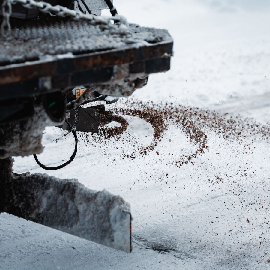 BOSS Snowplow MBX+ 6-Yard Spreader