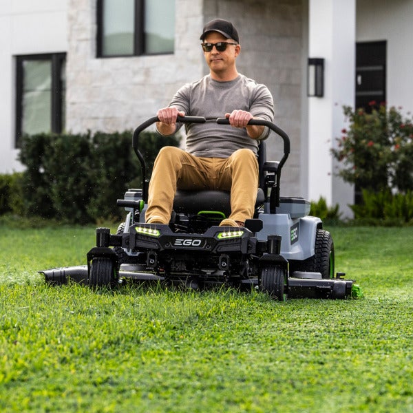 EGO POWER+ 52" Z6 Zero Turn Riding Mower (Six 10.0Ah Batteries)