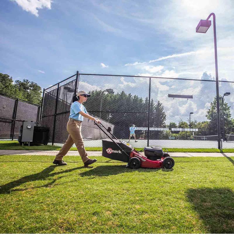 Exmark Commercial 21 V-Series with 21" Cutting Deck Powered by Flex-Force